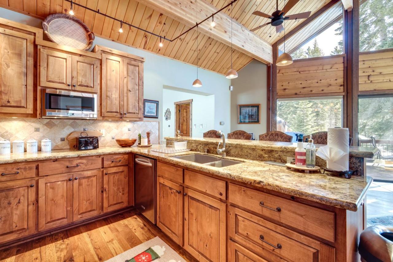 One Moose Lodge Tahoe Donner Vacation Rental! تروكي المظهر الخارجي الصورة